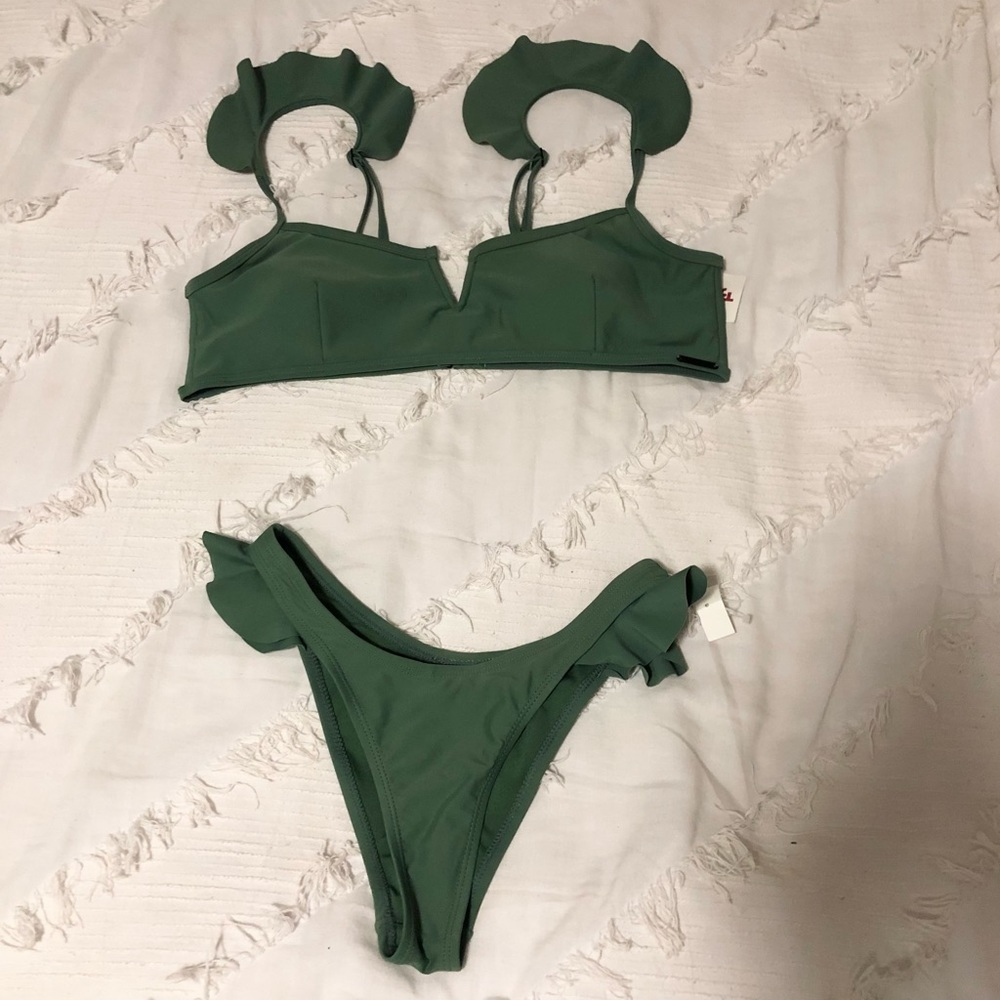 Kendall+Kylie 2 piece green bikini